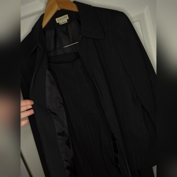 Melrose Studio black polyester pants and zipper front jacket Suit size 14 - Picture 3 of 13